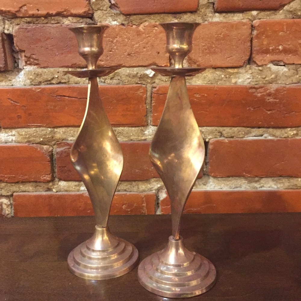 Gatco Vintage brass ribbon twist candle holders